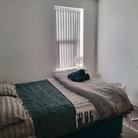1 Bed Flat, Airport Pick, Drop Available Fibre Broadband, New, Washer Dryer, 10 Mins From City Centre Ντάρτφορντ Εξωτερικό φωτογραφία
